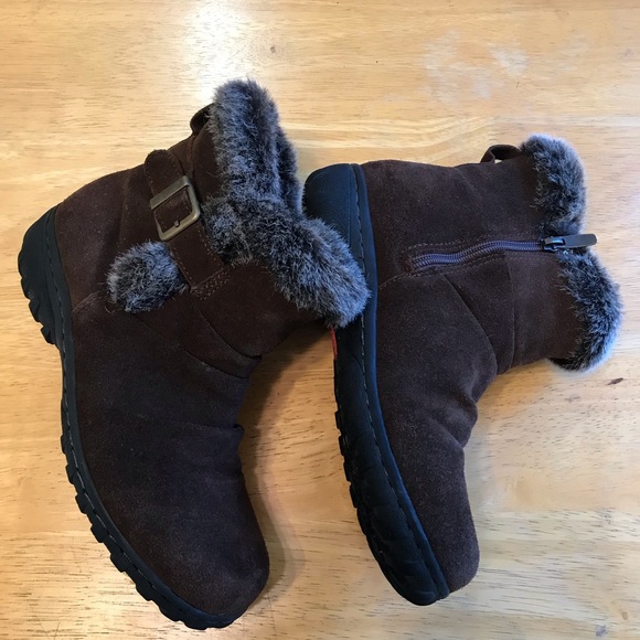 Khombu Lindsey Boots - Picture 3 of 8